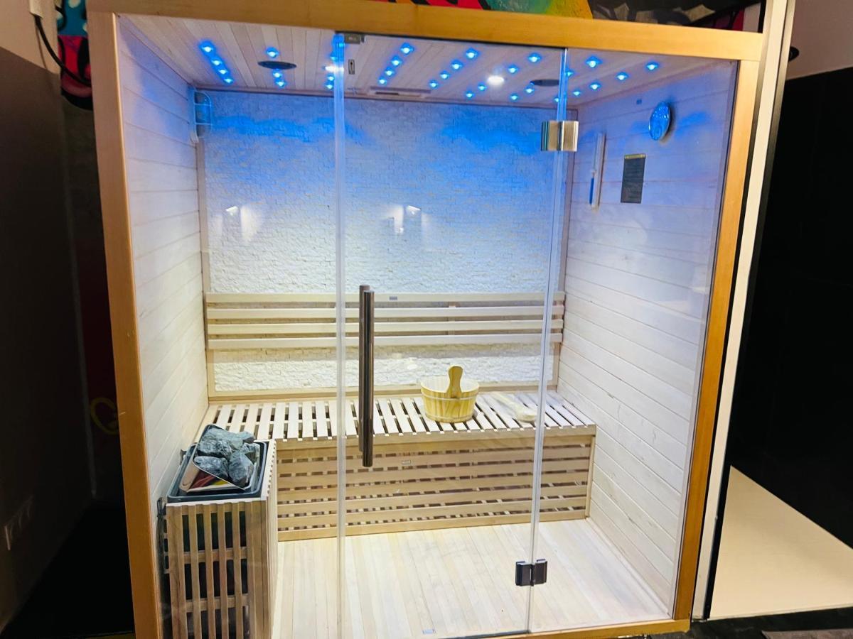 Capsule Street Art - Sauna- Jacuzzi - Playstation 5 - Billard - Netflix - Home Cinema - Terrasse Дуе Екстериор снимка