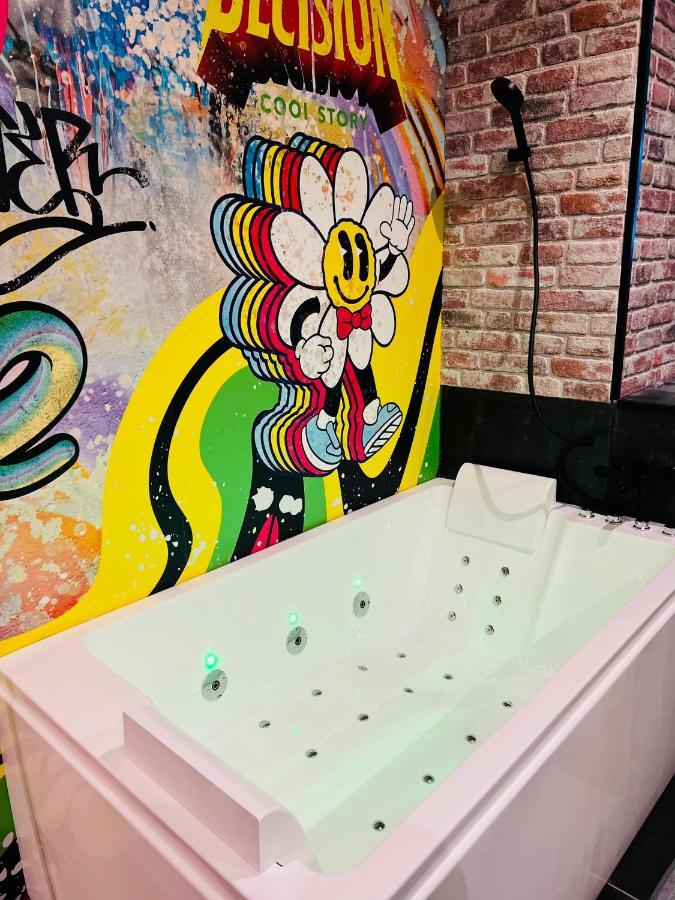 Capsule Street Art - Sauna- Jacuzzi - Playstation 5 - Billard - Netflix - Home Cinema - Terrasse Дуе Екстериор снимка